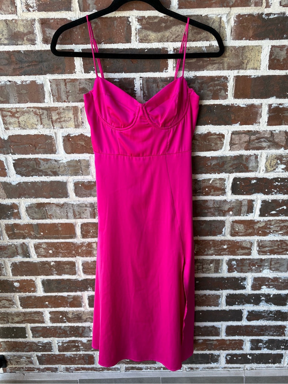 ASTR the Label Bustier Satin Fuchsia Midi Dress Size XS - Picture 2 of 15